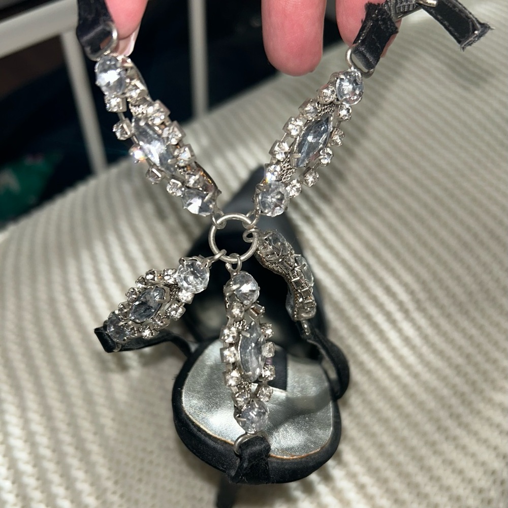 Chic Black Satin Heels with Silver Embellishments - Picture 5 of 5